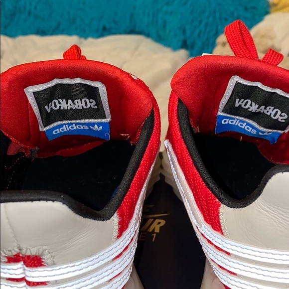 Adidas shoes - Picture 4 of 6